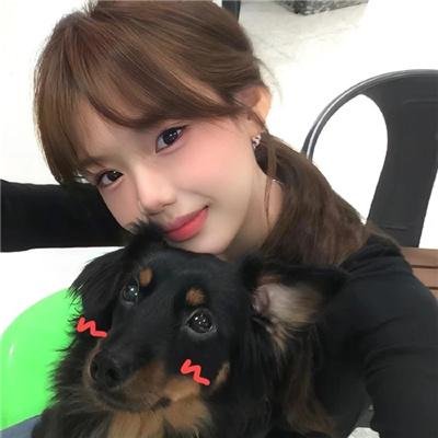 写崩皇帝人设后，我被他读心了